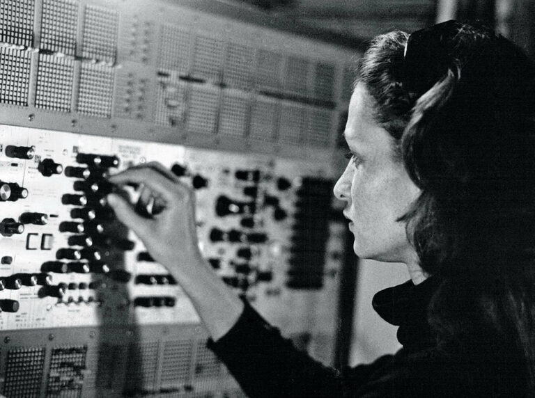 Éliane Radigue